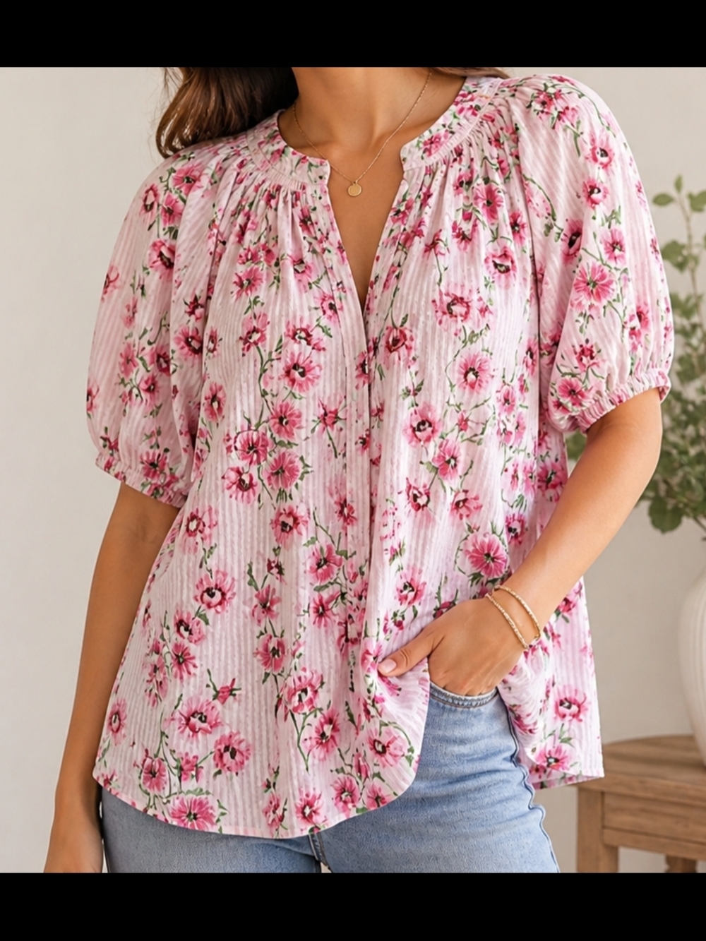 Crown & Ivy Pink Floral Blouse Size L 100% Cotton Boho Peasant Top Puff Sleeve
